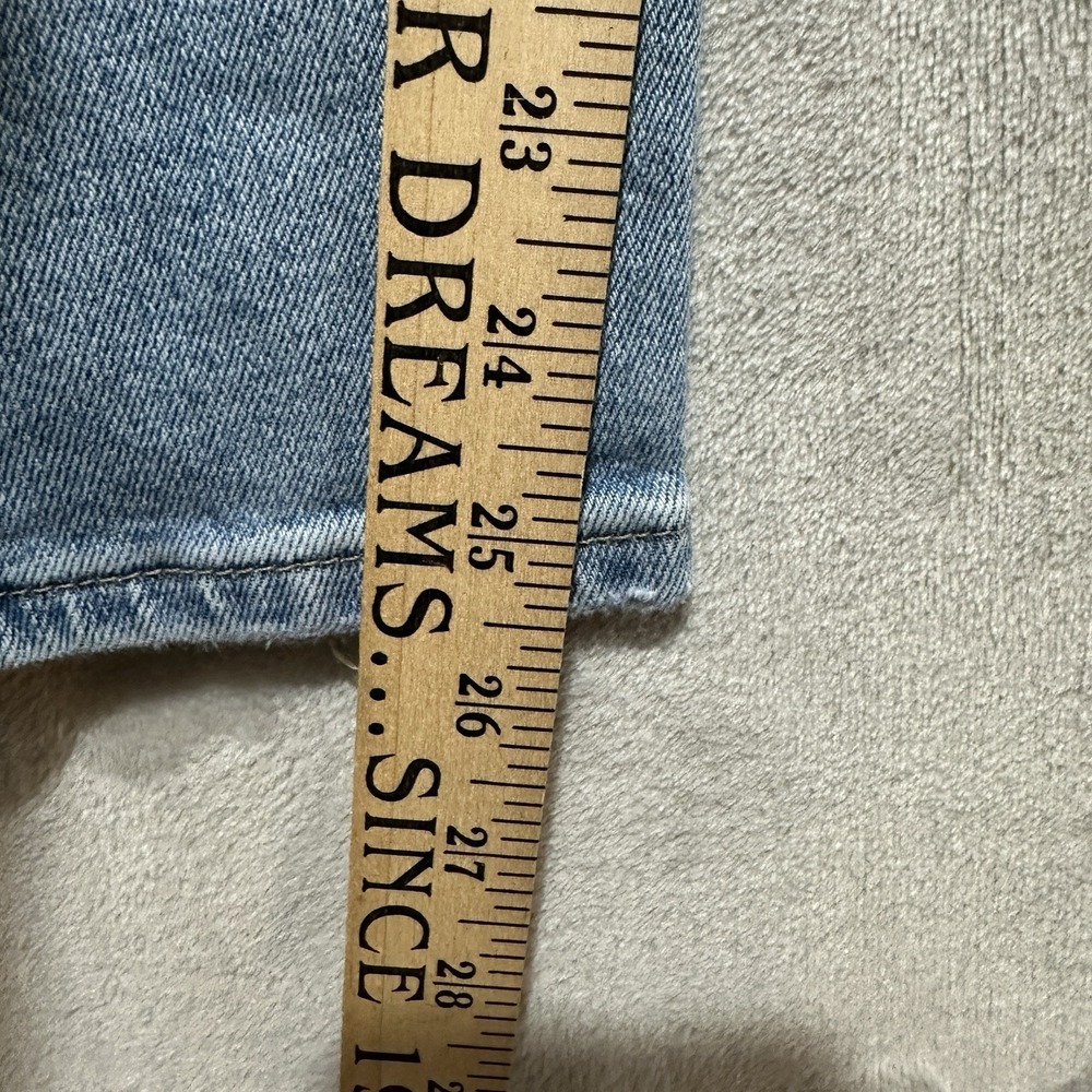 Levi's Silver Tab Mom Jeans Women's High Waist Tapered 90's Distressed Pockets - Picture 9 of 10